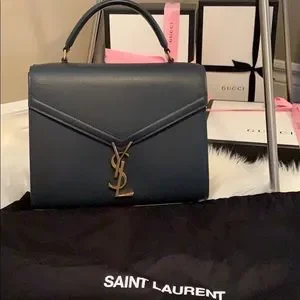 2️⃣0️⃣0️⃣0️⃣ 🚨‼️ Ysl Cassandra purse